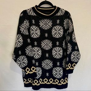 Vintage Trimmings Snowflake Holiday Silver and Gold Crew Neck Sweater M